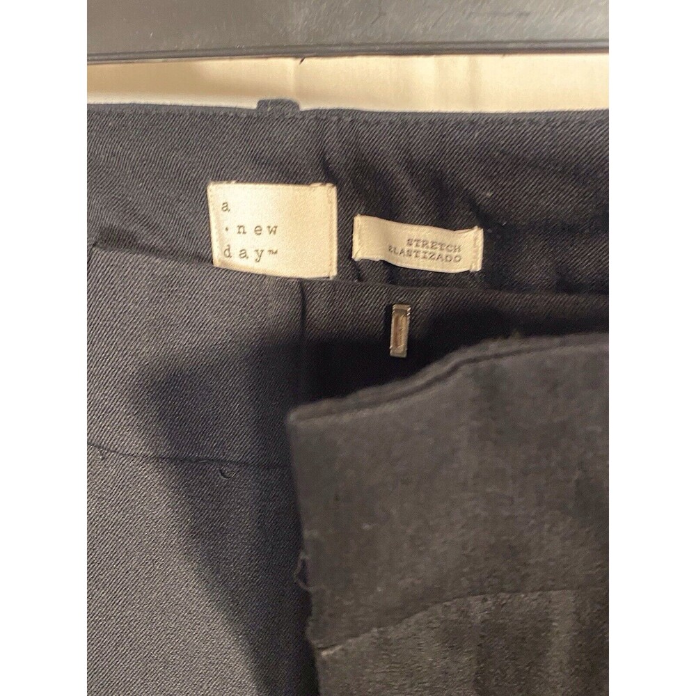 Elegant Black Women's Pants - Picture 3 of 11